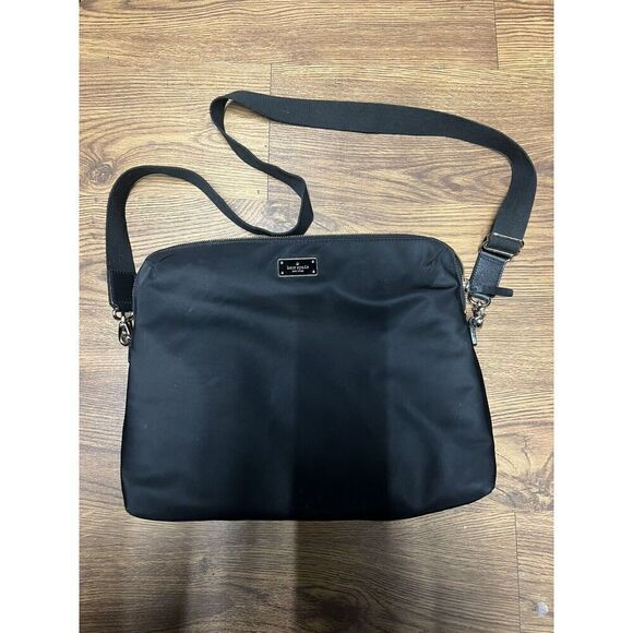 Kate Spade 13” New York Slim Sleeve Laptop Case Black - Picture 1 of 3